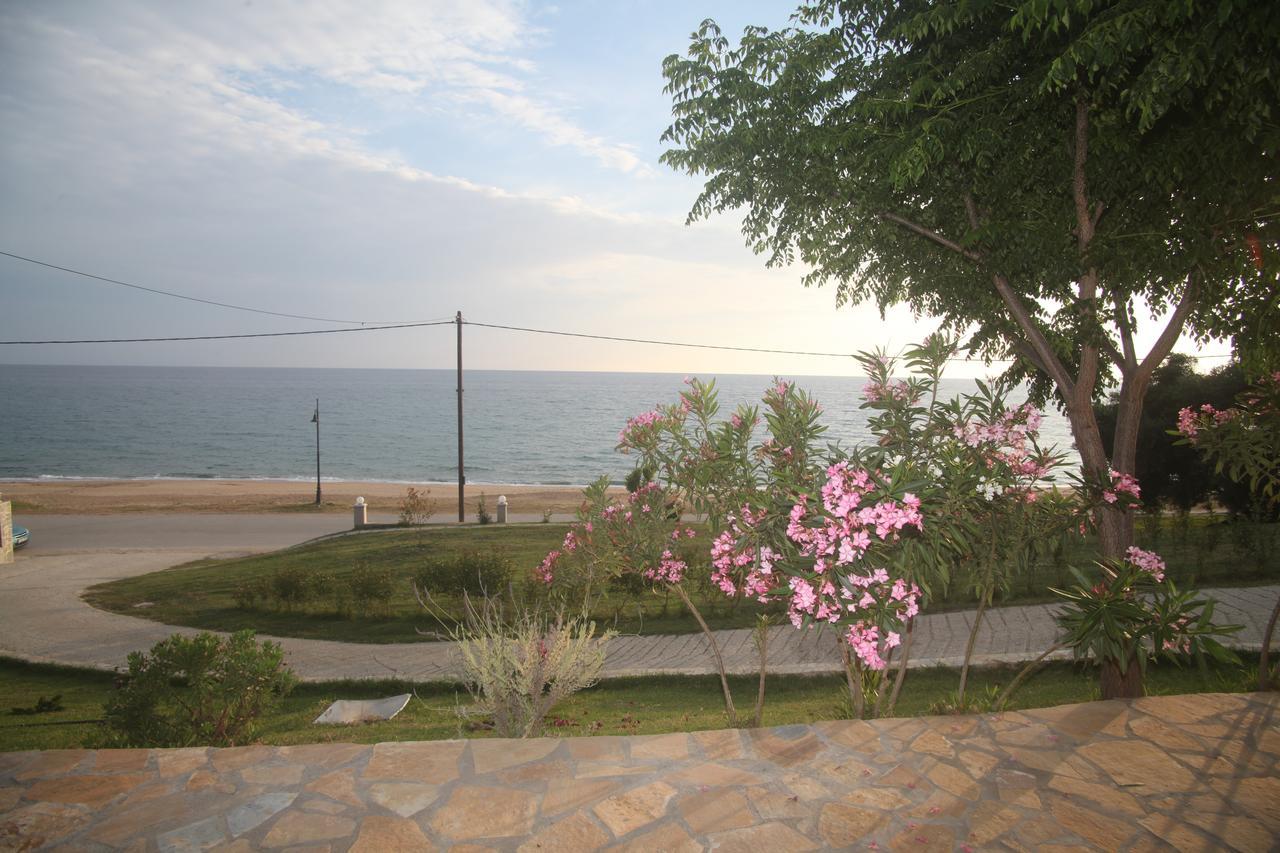 Akrothalassia Lygia  Dış mekan fotoğraf